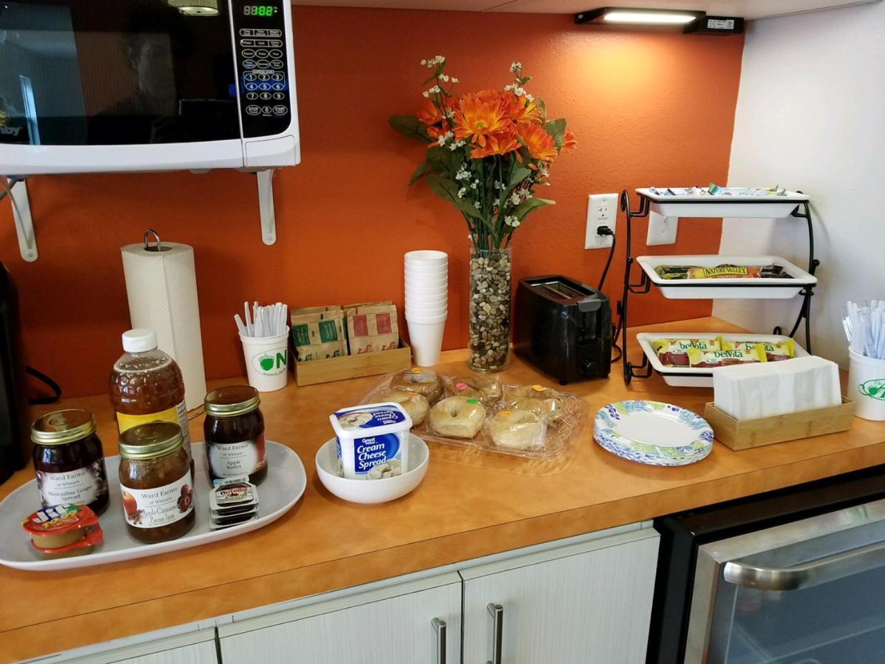 The Acorn Suites Mebane Ngoại thất bức ảnh